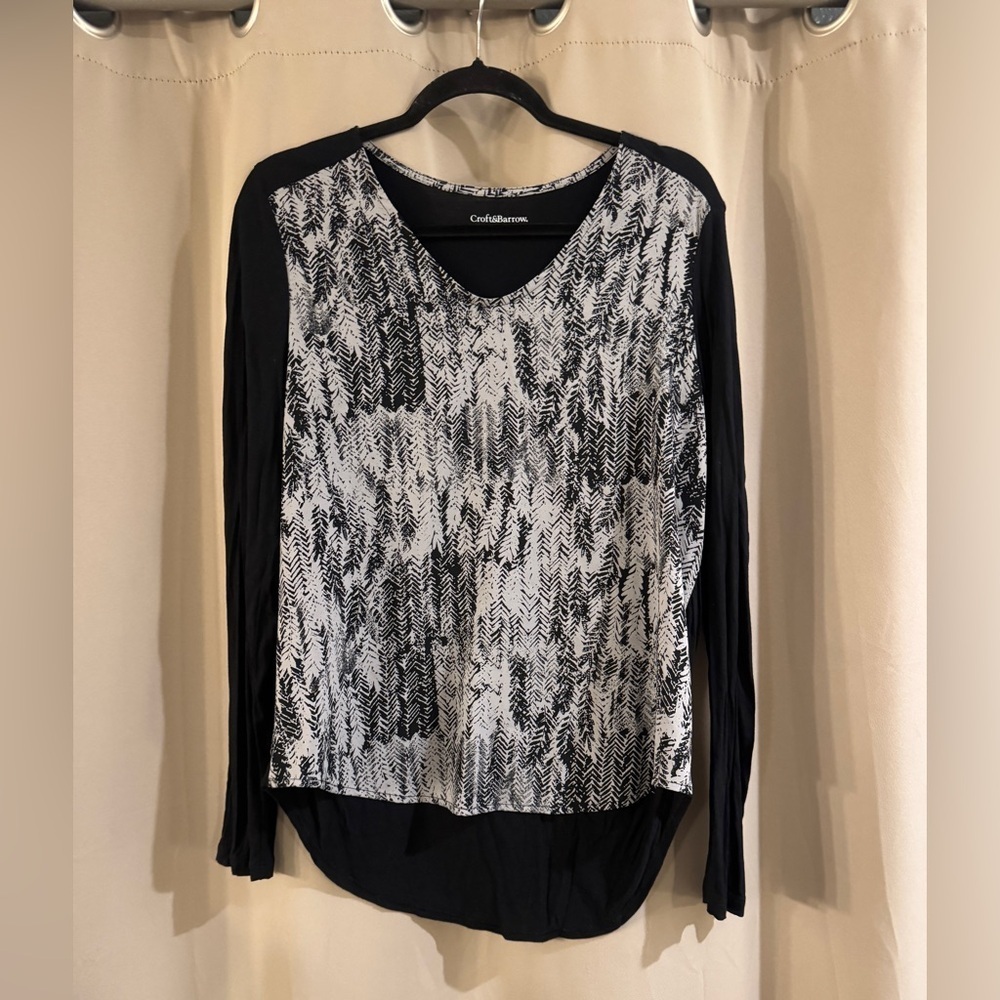 Women’s Black Croft&Barrow Long Sleeve Top